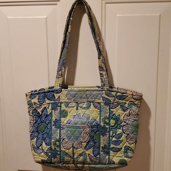 Vera Bradley Cloth Quilted Purse - Picture 2 of 11